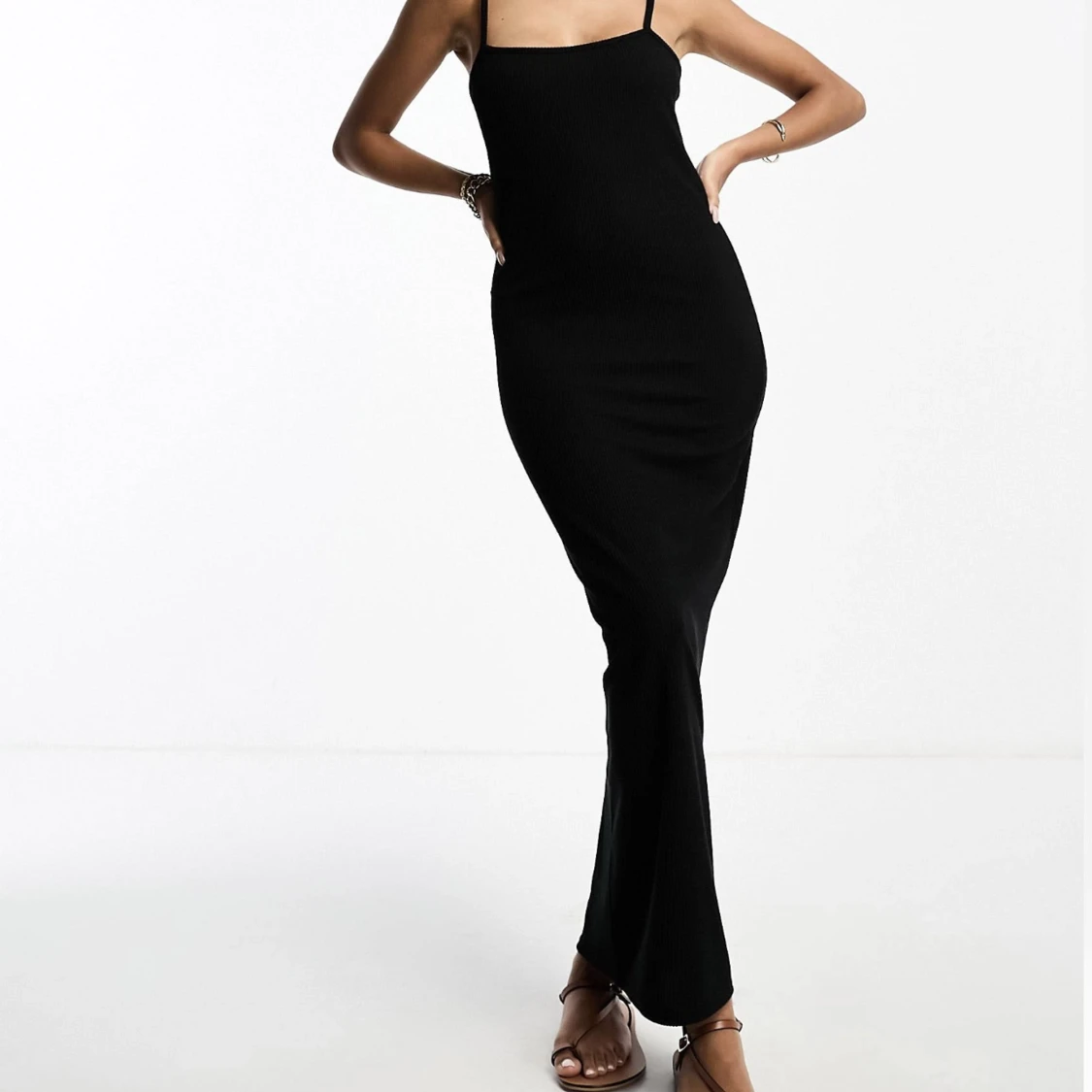 Svart långklänning