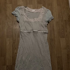 Klänning - Klänning storlek M
