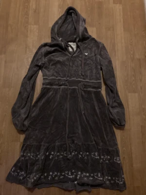 Fritidsklänning - Klänning storlek L 