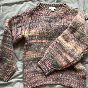  snygg stickad tröja! -  super skön och snygg stickad tröja💓💕😍