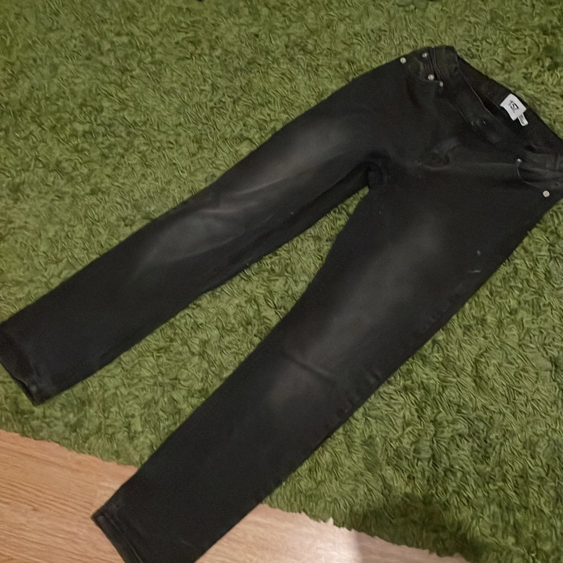 Basic svarta jeans