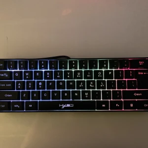 Gaming tangentbord 60% - Utmärkt skick inga problem. 60% 