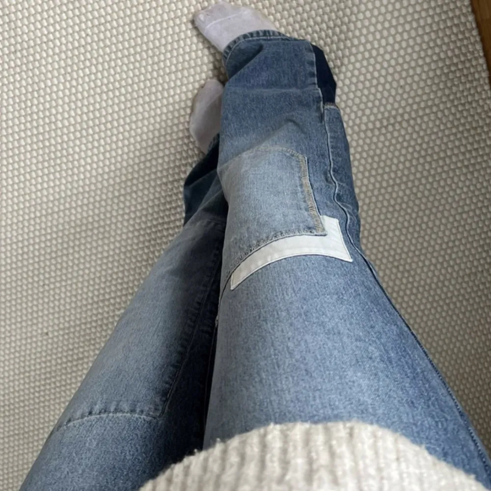 As coola och unika jeans köpta 2hand💖. Jeans & Byxor.