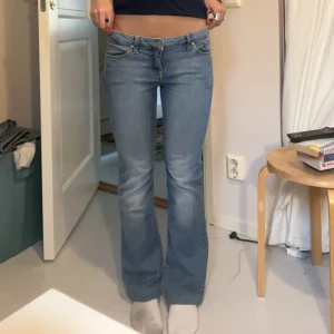 Big star jeans  - Intressekoll på dessa lågmidjade Big star jeans. 