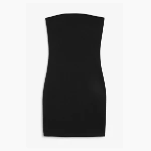MONKI svart bodycon kort klänning - Aldrig använd, då den inte är i min storlek 🩷