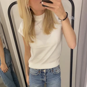 Söt sommartopp - supersöt sommartopp ifrån Lindex i strl Xs