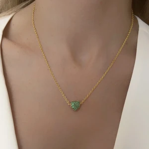 Timeless Eternal love halsband - En elegant charlotte Bond halsband,  Nyskick oanvänd  Prislapp medföljer  Org pris 1500 kr  Pris kan diskuteras 