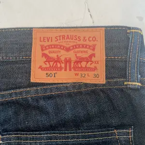 501 Levis jeans 