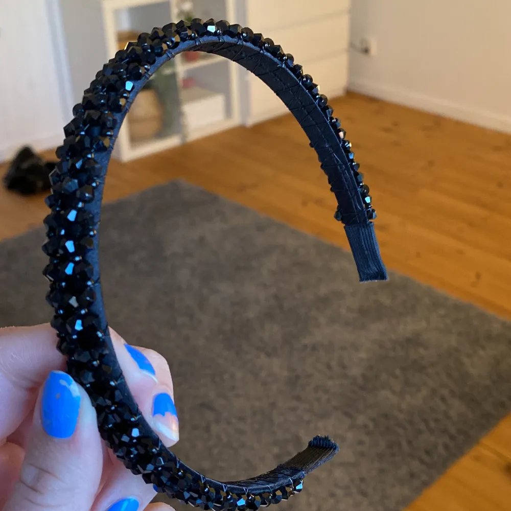 Gulligt diadem oanvänt ❤️❤️. Accessoarer.