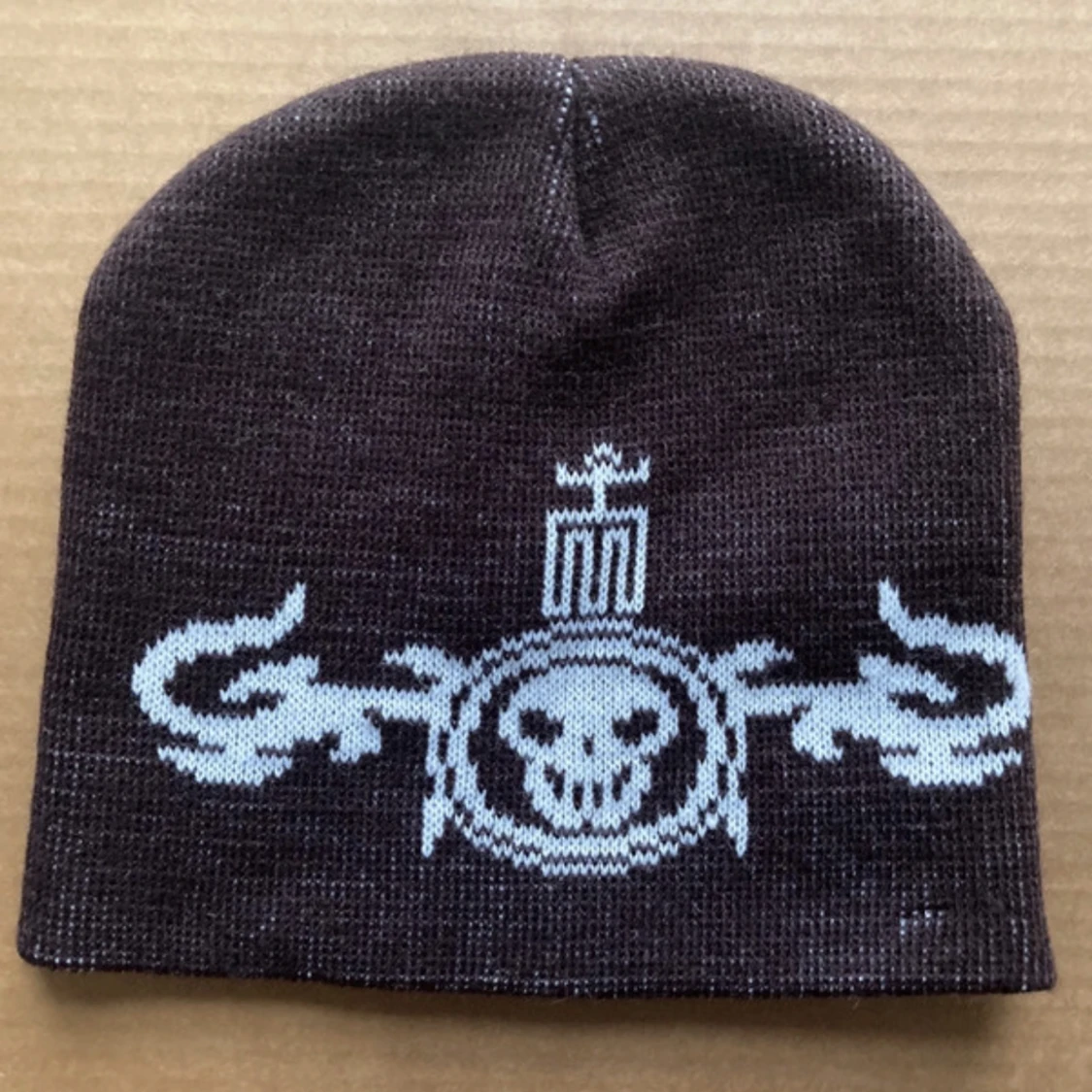 Y2K SKULL HAT mössa