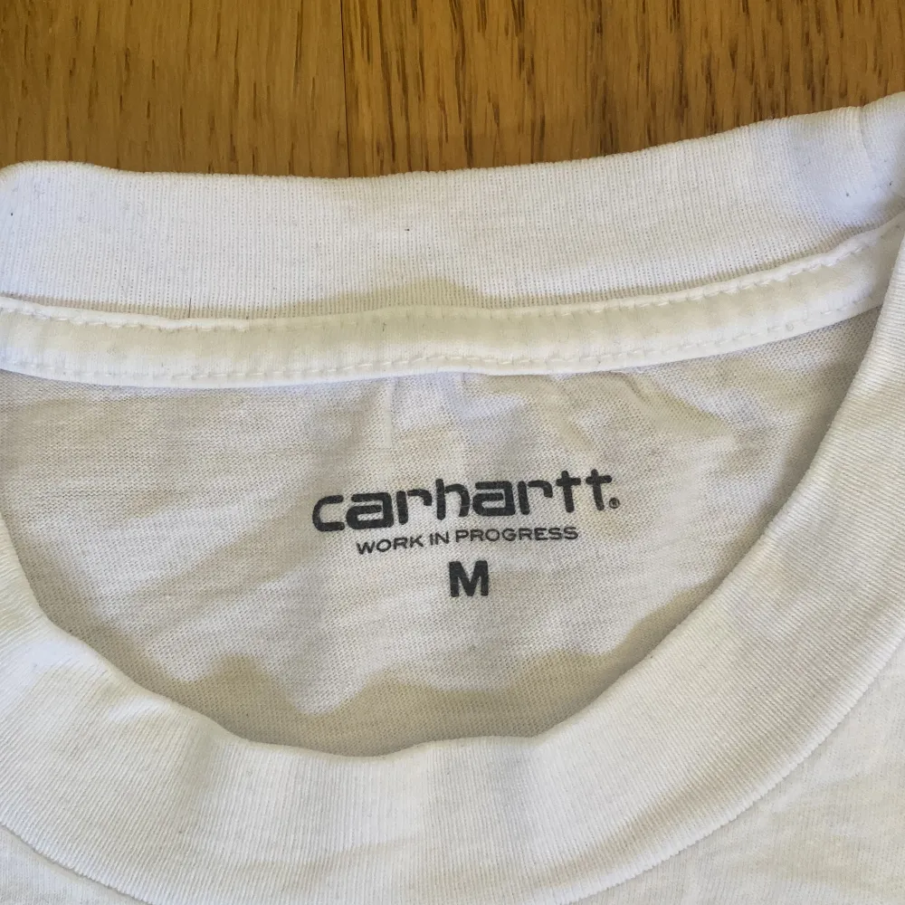 Oversized carhartt tshirt med tryck. Bra skick.. T-shirts.