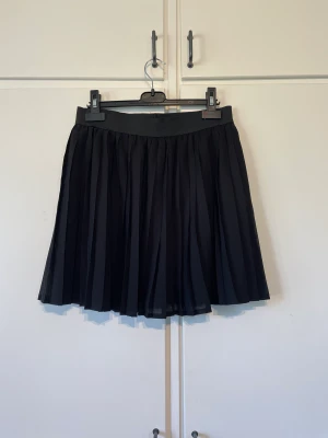 Kjol - Kjol från bikbok i storlek M 40 kr + frakt 🥰