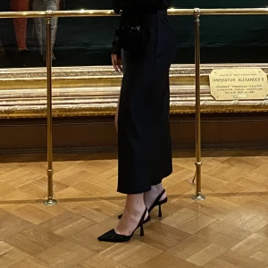 Klackskor från zara - Säljer dessa otroligt fina skor från zara, tyvärr var de för stora för mig. Jag brukar ha 37 så därför passade de inte. Helt nya och har aldrig använts, så därför inga defekter. Nypris 699 säljer för 400