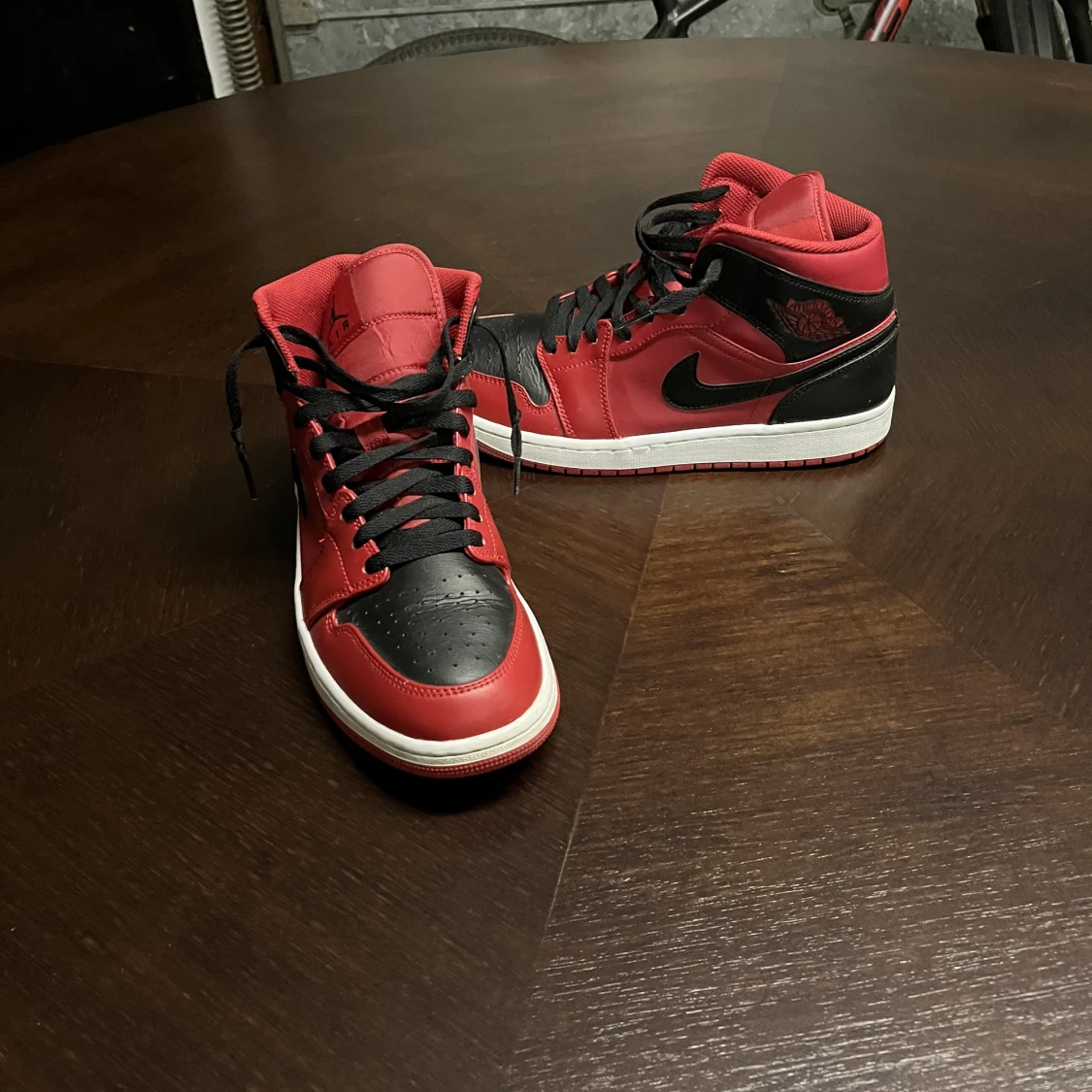 Jordan 1, Banned Mid Strl 43 - 91