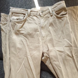 Monki jeans/byxor  - Snygga monki byxor med vida ben 🍂