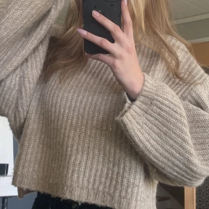 Världens mysigaste tjöja! - Så fin stickad tröja, knappt använd!