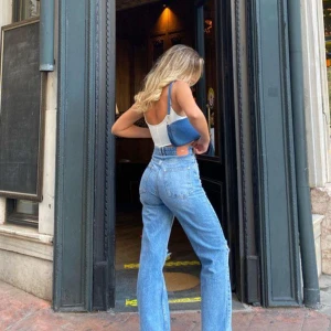 Jeans - Helt nya med prislapp