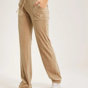 Beige juicy  - Säljer pga att dome för stora för mig,Skriv för fler bilder 