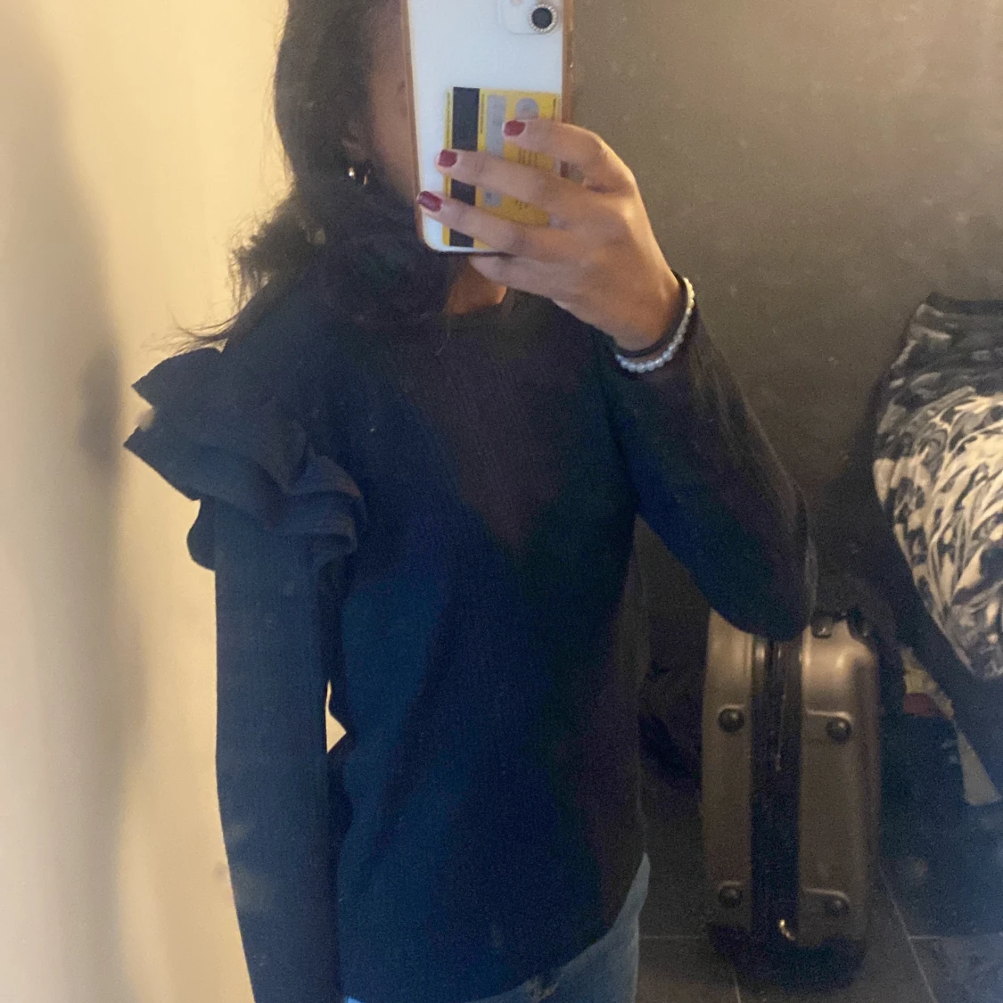 Svart volangtröja 💕 - 90