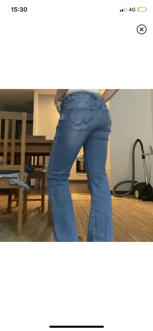 Ltb jeans  - Köpte här på Plick säljer vidare pga förstora 