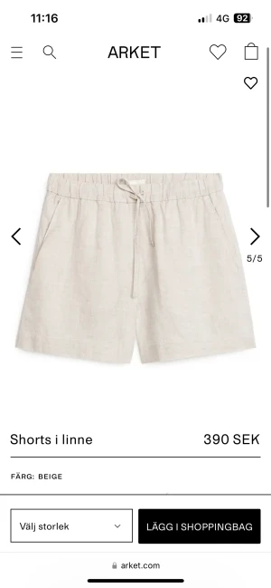 Arket linneshorts  - Populära linneshortsen från arket! Sparsamt använda och i bra skick. Köparen står för frakten.