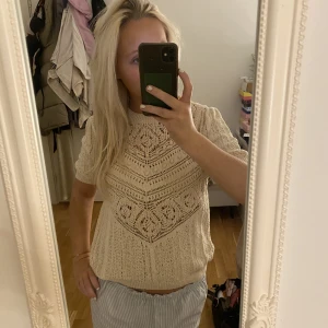 Stickad tröja från Zara - Fin stickad tröja från Zara! Storlek S💗