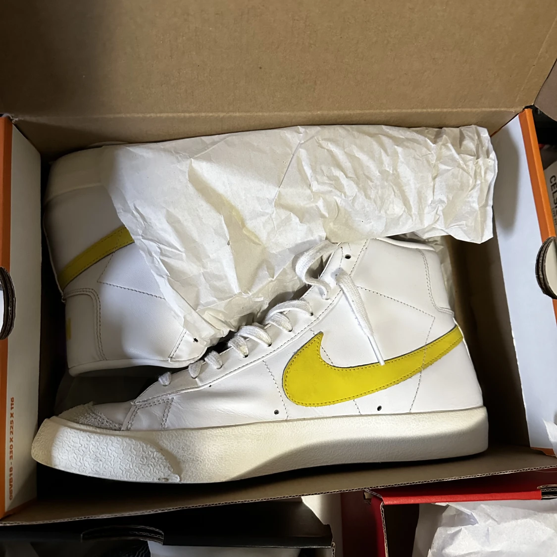 Blazers Mid 77 VNTG ”Opti Yellow”