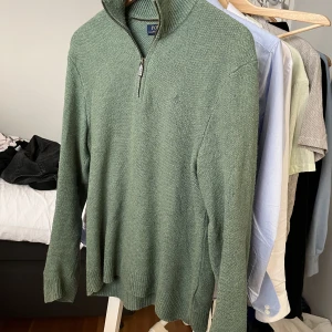 Ralph lauren half zip - Ralph laurent half zip knitwear i grönt strl m. Pris kan diskuteras, kom med förslag!