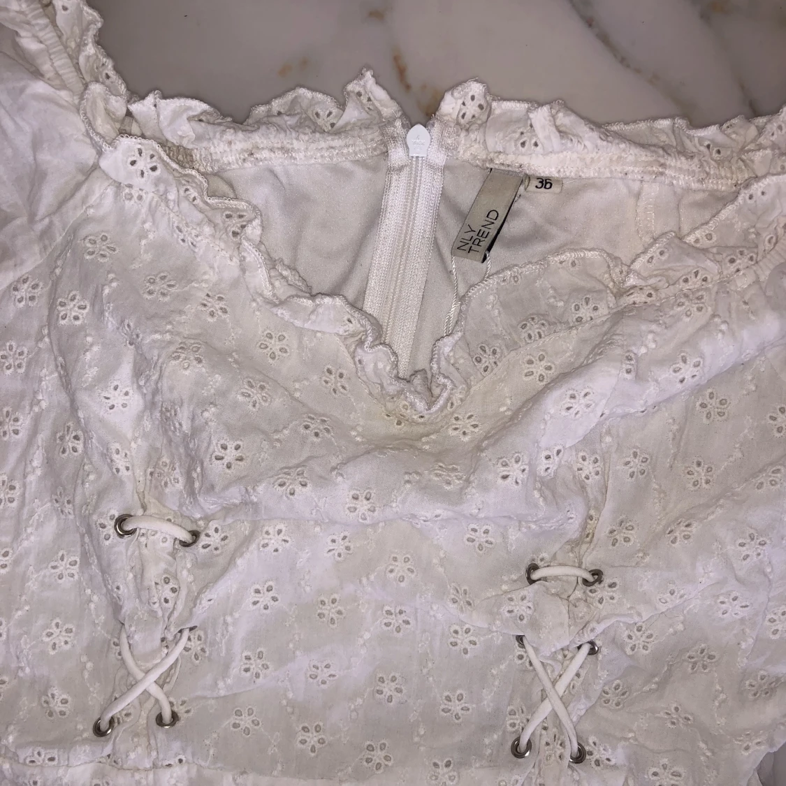 Somrig vit klänning  - 91