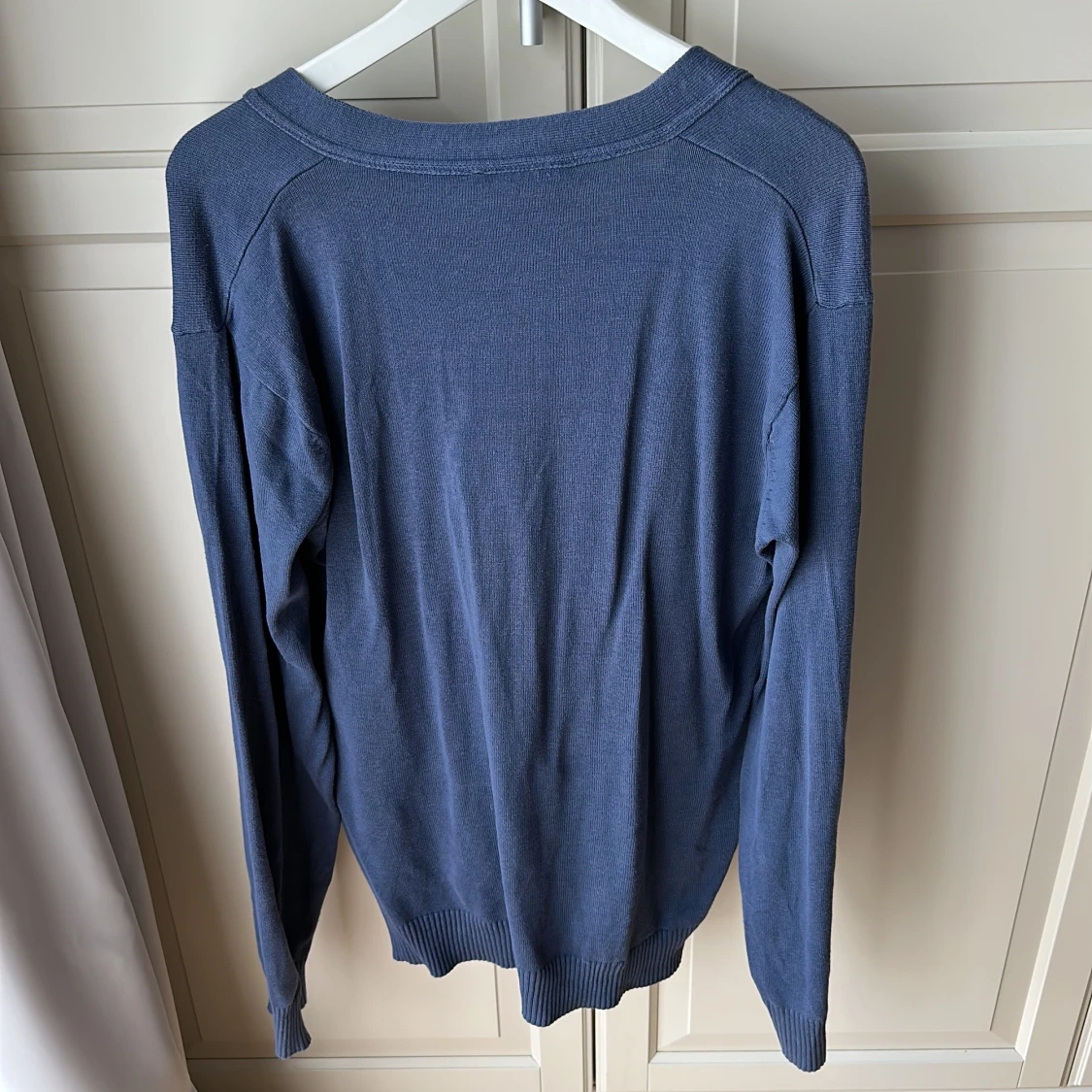 Blå finstickad kofta - 91