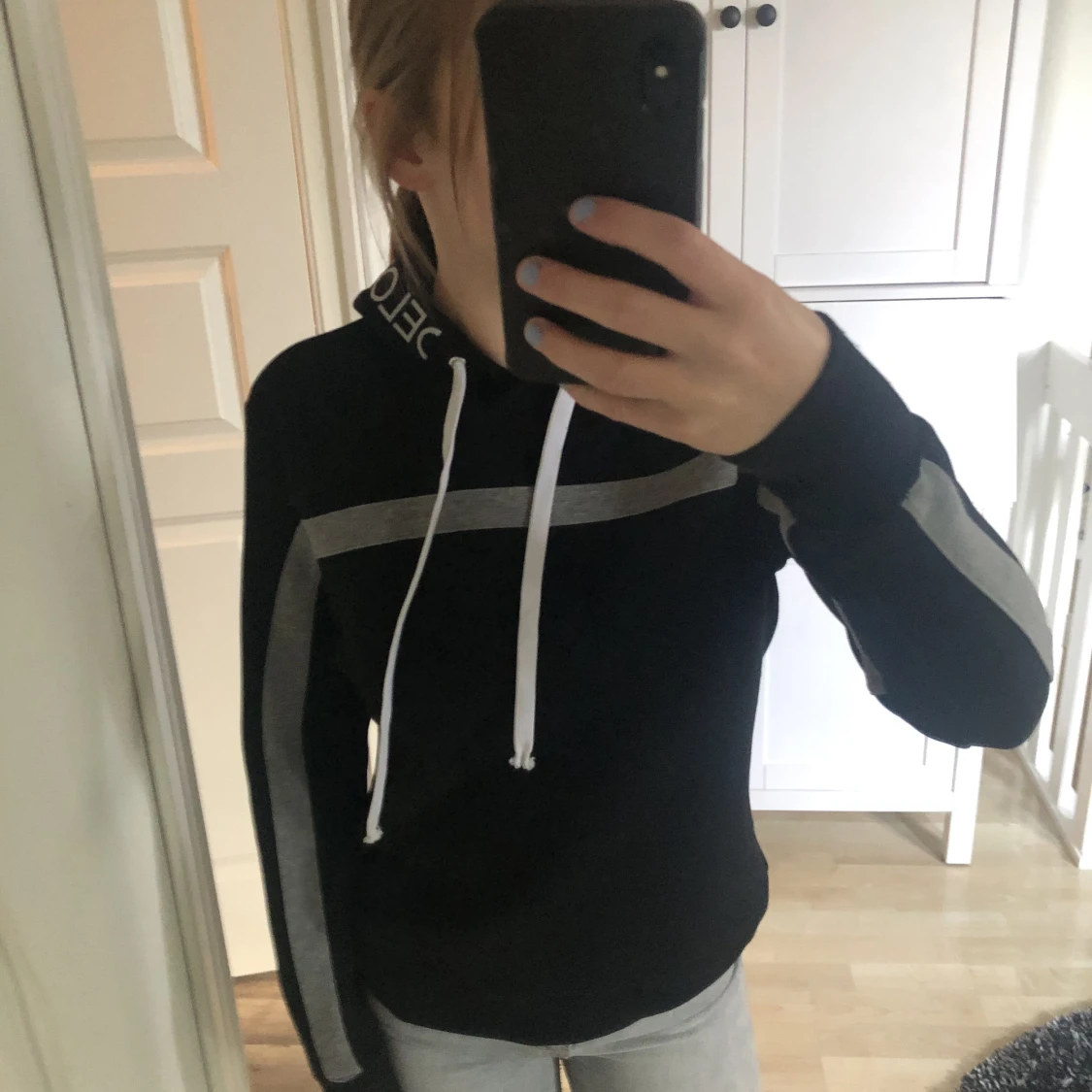 Maya delorez hoodie - 91