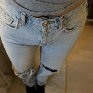 High waist jeans  - High waist jeans från Gina tricot. Fint skick, jag är 165 cm 💕