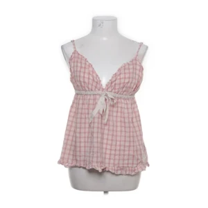 Linne Odd Molly - Superfint linne från Odd Molly som tyvärr inte kommer till användning längre. Använd men fortfarande i bra skick! Kan mötas upp i Stockholm eller frakta🫶🏼🫶🏼