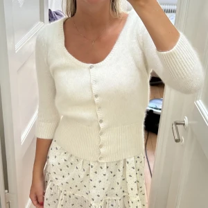 Fluffig kofta - Superfin kofta från Zara Knit. Storlek S❤️