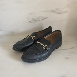 Loafers skor - Loafers skor från hm i storlek 38