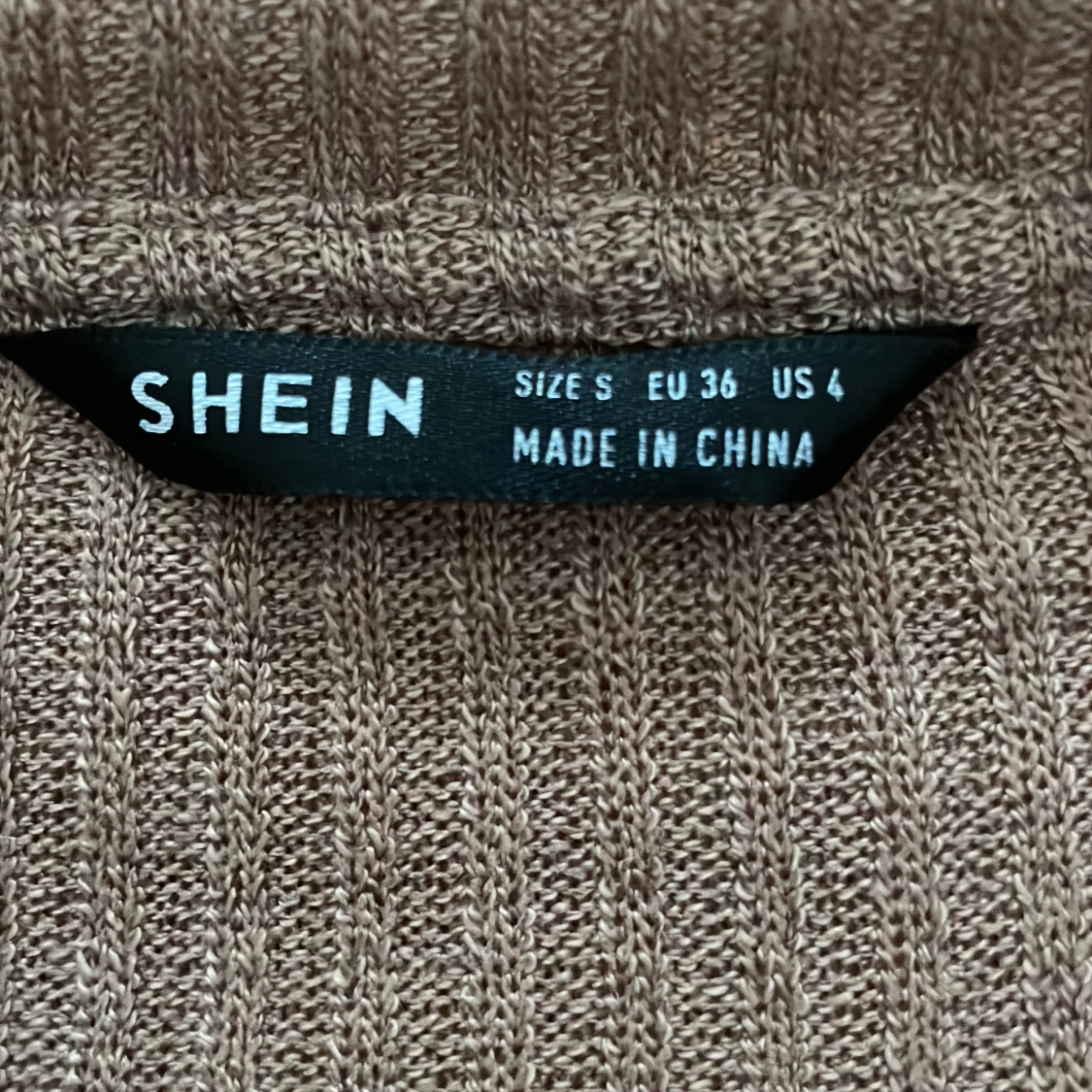 Brun långärmad tröja - 90