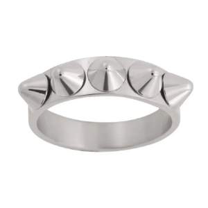 Säljer denna ring från Edblad i strl M = 17,5mm