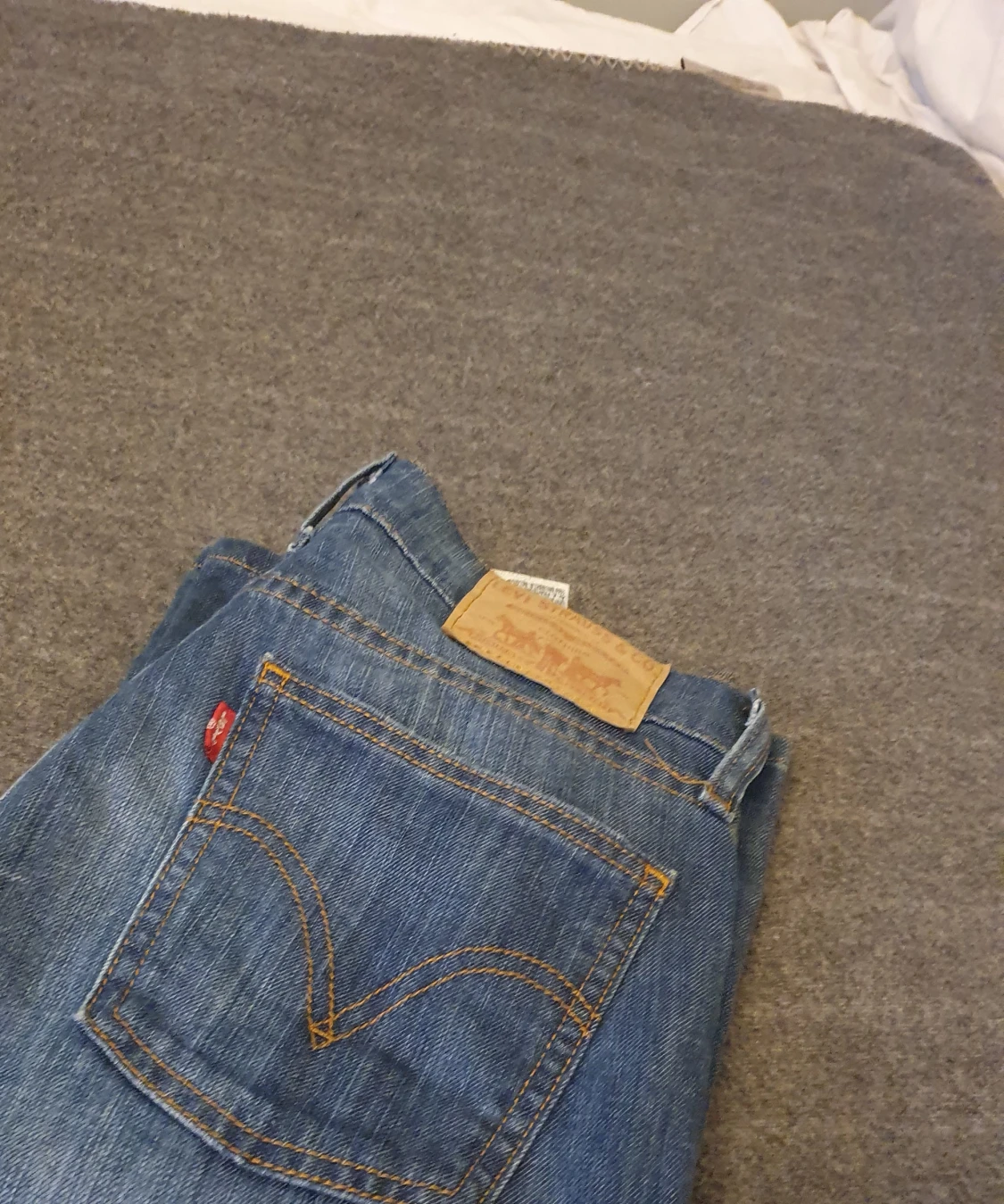 Levis jeans