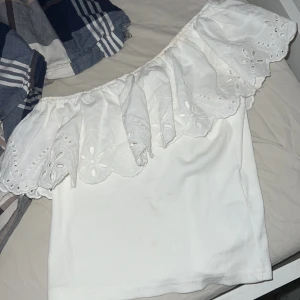 Zara topp - Zara topp storlek 140 (barn) knappt använd ❤️