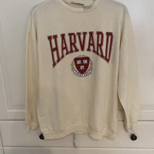 HARVARD HODDIE  - jätte fin helt ny och jätte skönt material 