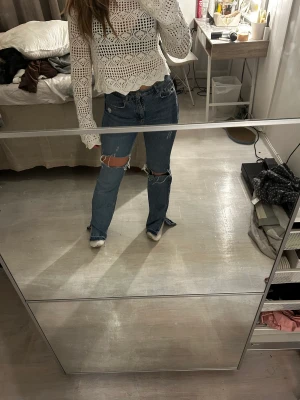 Pull & bear jeans  - Säljer mina favorit jenas för att dom börjar bli för små😢 Ny pris 500??
