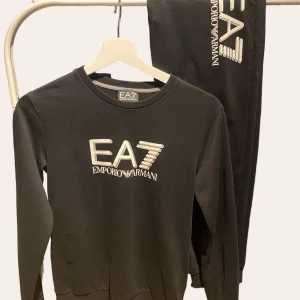 EA7 Armani - Tracksuit