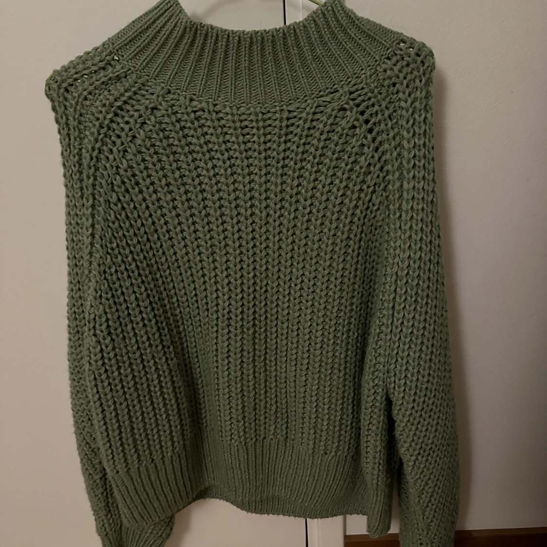 Stickad tröja