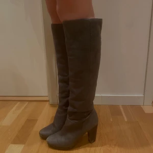 Boots - Supercoola vintage boots. Skorna har några få defekter på utsidan men är hela och fräscha i.  Köpta för 500!