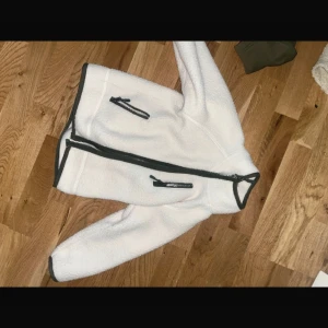 Teddy jacka barn - Fint skick!  