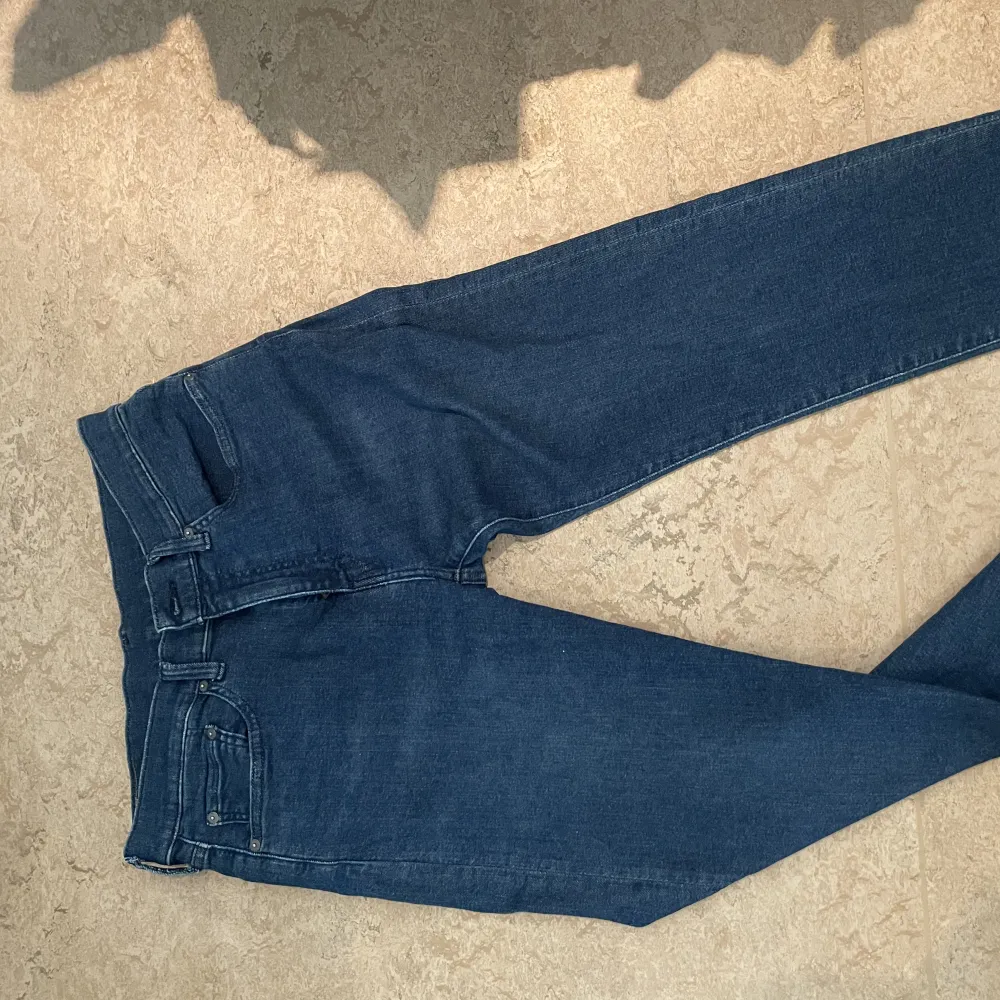 Oanvända Levis jeans, herr 502 W32W32. Jeans & Byxor.