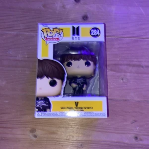 Pop rocks Bts v - En helt oanvänd pop rocks funko av Bts V