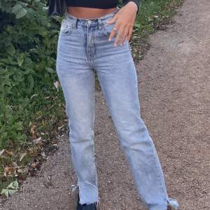 Superfina jeans från Missy Empire💓