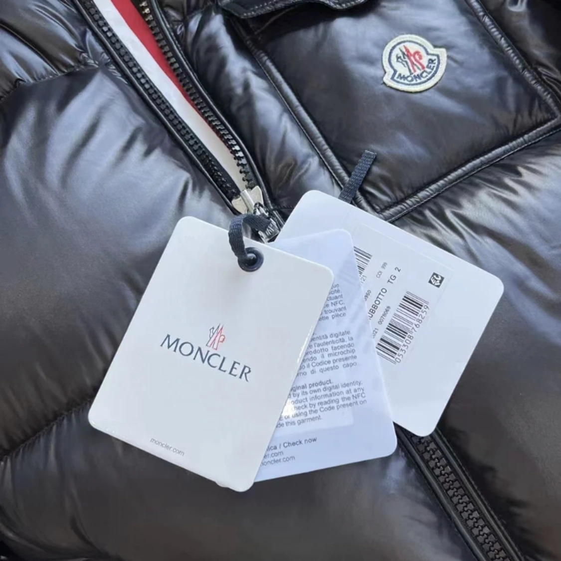 Moncler jacka  - 90