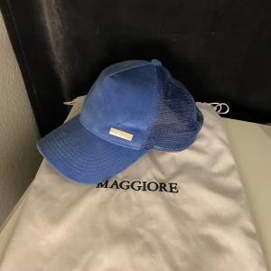 Maggiore keps  - Nu väljer ja o sälja min Maggiore keps som knappt är använd! Orgpris 549kr 
